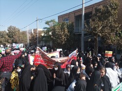 راهپیمایی ۱۳ آبان در اردستان