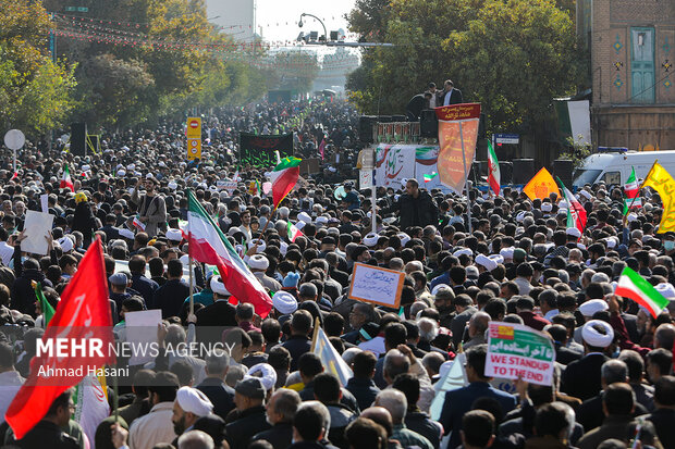 راهپیمایی ۱۳ آبان در مشهد