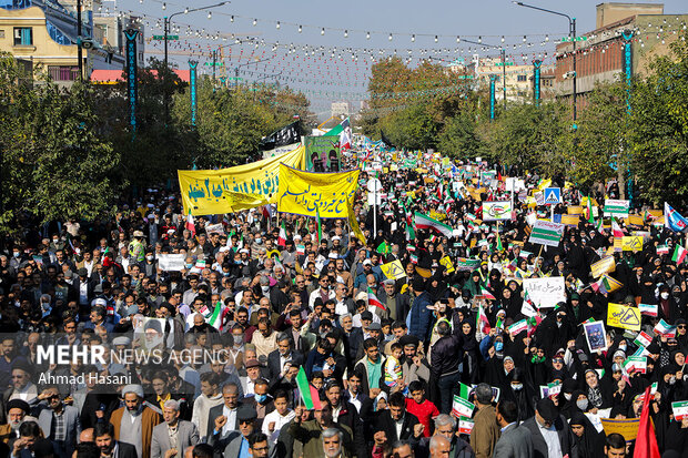 راهپیمایی ۱۳ آبان در مشهد