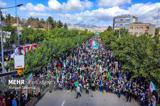 راهپیمایی 13 آبان در بجنورد
