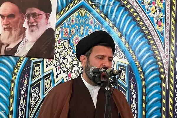 هدف دشمنان تجزیه ایران اسلامی است 