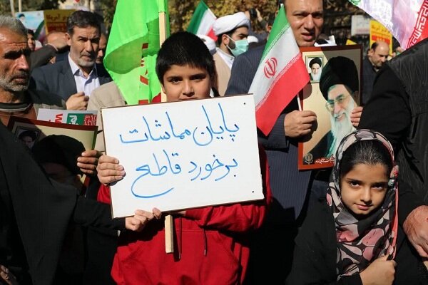 خروش انقلابی مردم آذربایجان غربی علیه استکبار جهانی/همه آمده اند