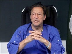 لانگ مارچ منگل کے بجائے بدھ سے شروع ہوگا، عمران خان