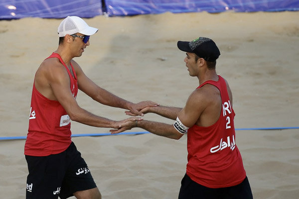 گام محکم ایرانیها در نخستین روز / پیروزی چینیها بر کشور همسایه