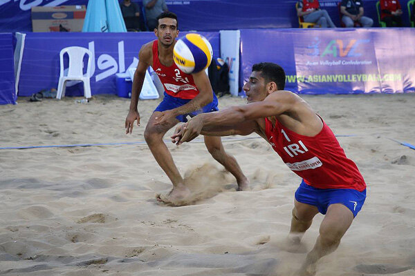 Iran beach volleyball team advances to 2nd stage