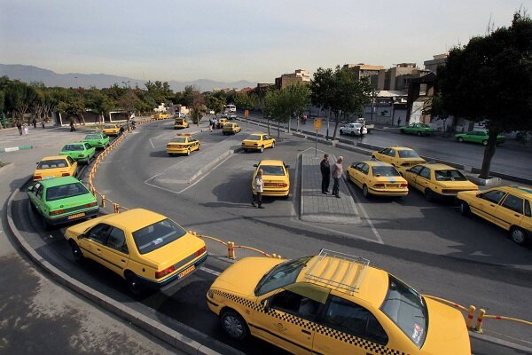 شهروندان باید حق انتخاب برای تعیین نوع تاکسی داشته باشند