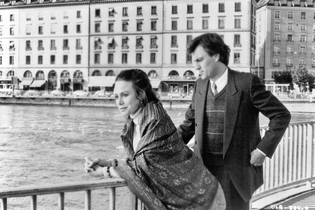 سبکی تحملناپذیر هستی و دوقطبیهایش / اشکالگرفتن کوندرا از فروید 5