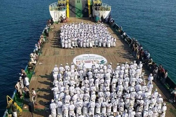 یمنی ها کشتی جنگی امارات را تبدیل به تالار عروسی کردند