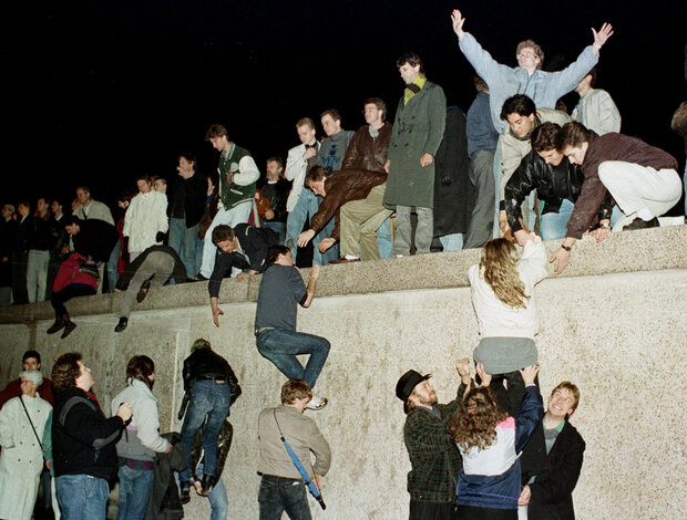 روزی که دیوار برلین فروریخت