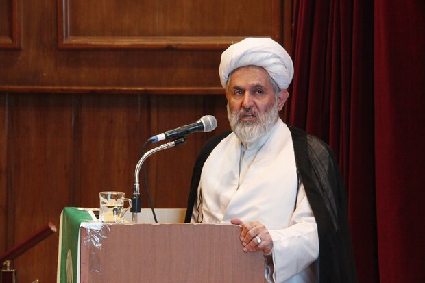 علاقهمندان به مذاکره با امریکا به سرنوشت اوکراین نگاه کنند