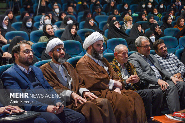 همایش «مهرواره راویان باغ بهشت» در شیراز