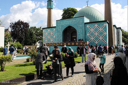 آزادی بیانِ هیتلری/ مرکز اسلامی هامبورگ بسته می‌شود؟