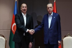 Erdoğan ile Aliyev Özbekistan'da görüştü