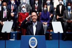 S Korea president warns Pyongyang over any nuke, missile test