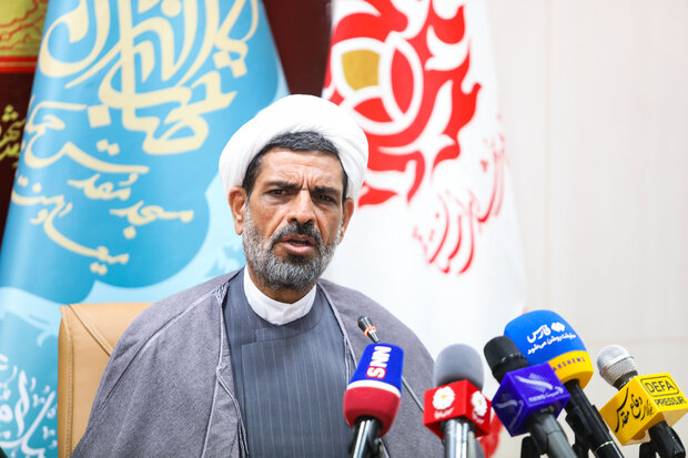 انجام دیدار با بیش از ۴ هزار نفر از خانواده های معظم شهدای قم انجام دیدار با بیش از ۴ هزار نفر از خانواده های معظم شهدای قم
