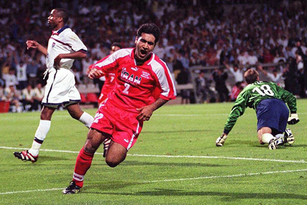 تصاویر ماندگار جام های جهانی/از لگدهای جنجالی تا دو پنالتی خبرساز