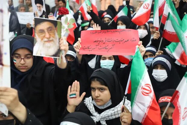 دیدار مردمی نماینده اعزامی رهبر انقلاب در زابل برگزار شد