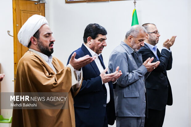 دیدار معاون اول رئیس جمهور با مراجع و علمای قم