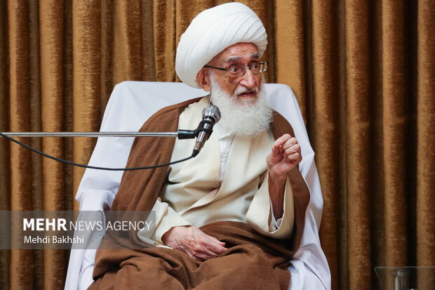دیدار معاون اول رئیس جمهور با مراجع و علمای قم 9