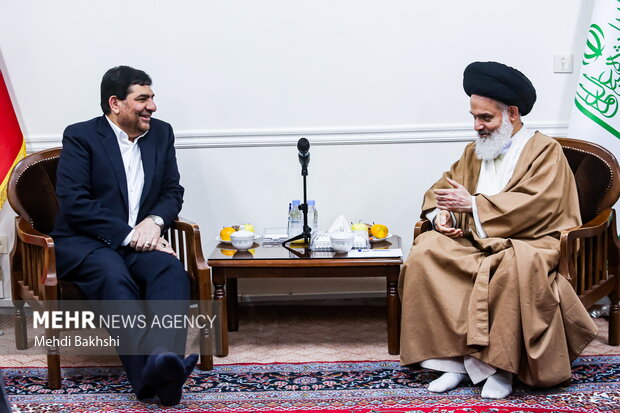 دیدار معاون اول رئیس جمهور با مراجع و علمای قم 17
