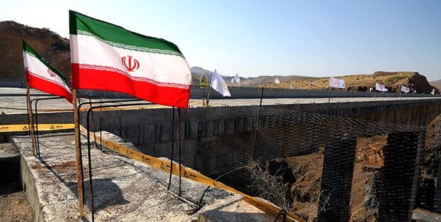 پیدا و پنهان عبور آزادراه اصفهان - شیراز از پارک ملی «کلاه قاضی»