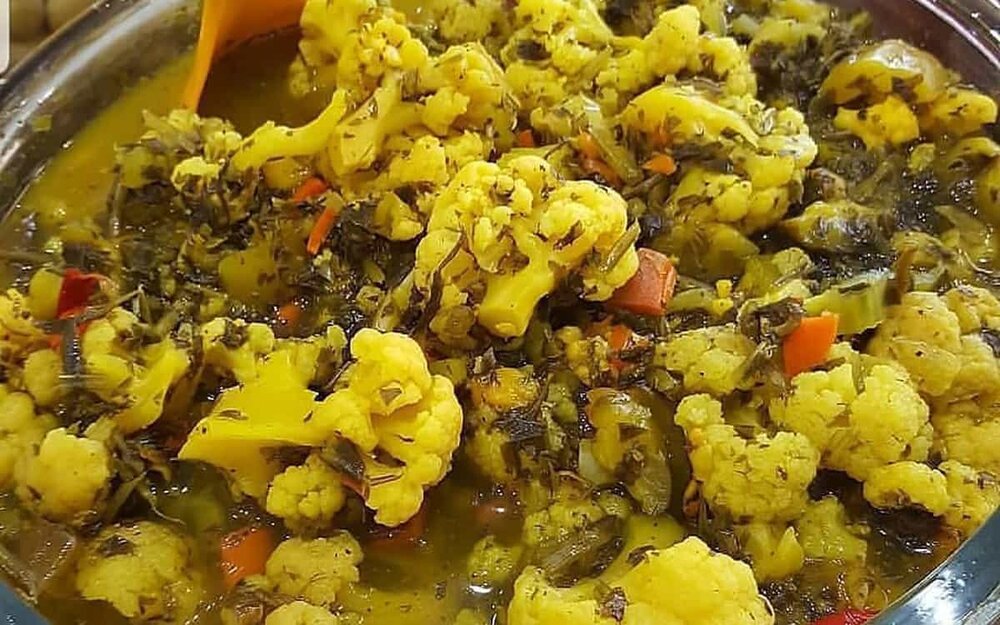 ضیافت ترشیها در فصل هزار رنگ پاییز