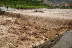 ۱۰ روستای بخش کجور درگیر سیلاب شد/ بازگشایی راه‌ها