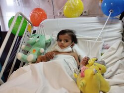 شاہ چراغ حملے کے زخمی بچے راستین اسلامی کی اسپتال میں سالگرہ