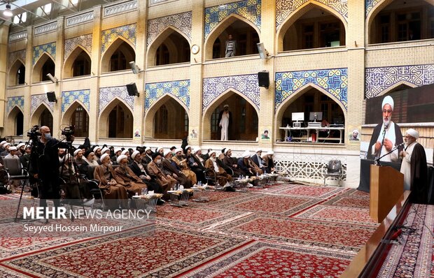 مراسم تکریم و معارفه مدیر حوزه علمیه خراسان