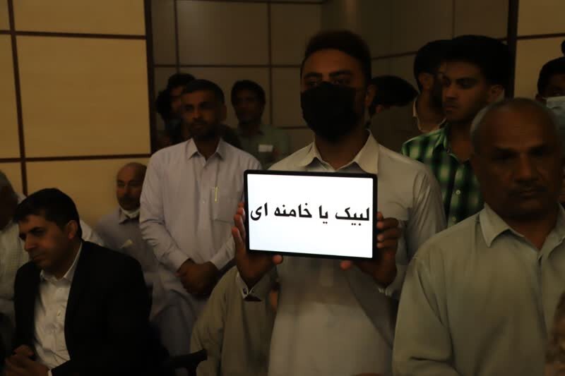 مردم سیستان و بلوچستان پای وطن خود ایستادهاند