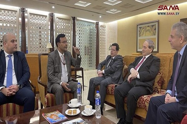 شامی وزیر خارجہ سرکاری دورے پر نئی دہلی پہنچ گئے