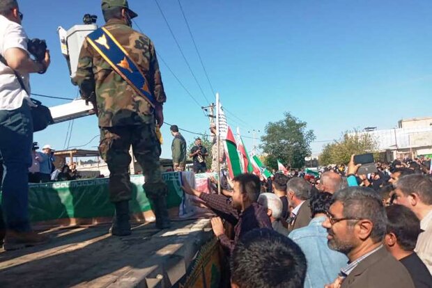 پیکر شهید ۹ ساله در یکی از روستاهای ایذه دفن میشود پیکر شهید ۹ ساله در یکی از روستاهای ایذه دفن میشود