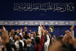 Leader meeting with Isfahan people