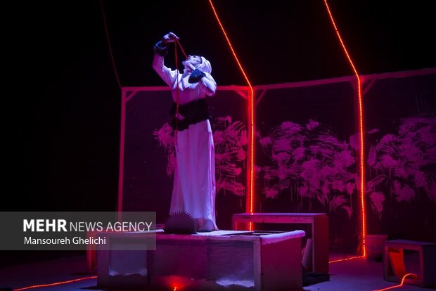 از معماهای اجتماعی تا روایتهای تاریخی/همه نمایشها در یک نگاه