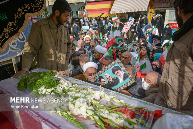 تشییع پیکر شهید امنیت «محمد مویدی» در شیراز