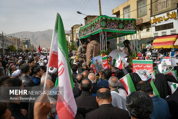 تشییع پیکر شهید امنیت «محمد مویدی» در شیراز