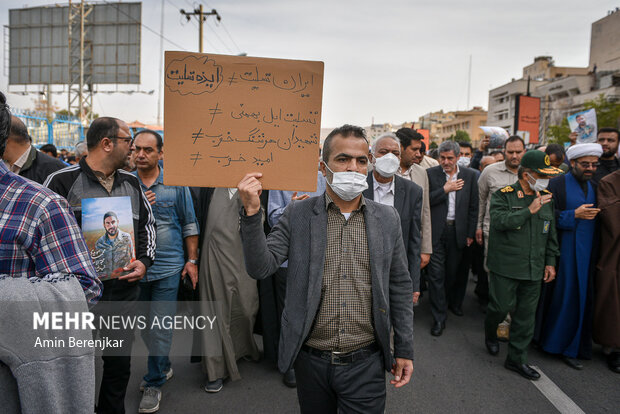 تشییع پیکر شهید امنیت «محمد مویدی» در شیراز