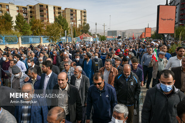 تشییع پیکر شهید امنیت «محمد مویدی» در شیراز