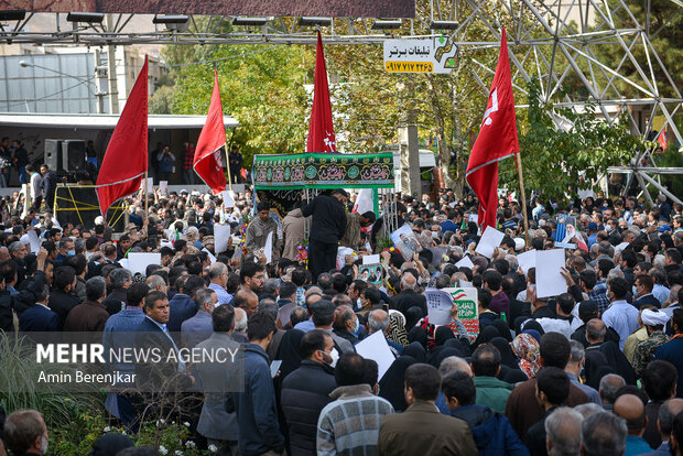 تشییع پیکر شهید امنیت «محمد مویدی» در شیراز