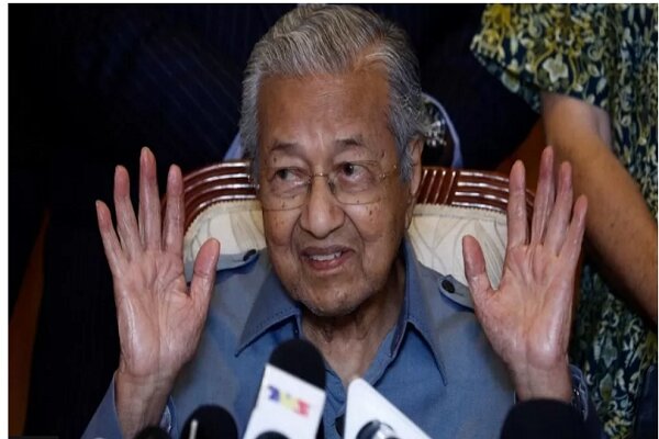 شکست سنگین «ماهاتیر محمد» در انتخابات پارلمانی مالزی
