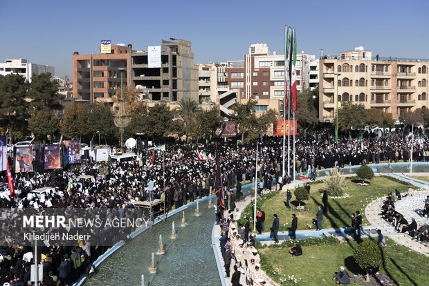 بدرقه حماسی شهدای مدافع امنیت در اصفهان