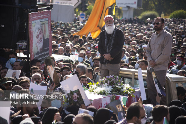 اصفہان میں شہداء کی تشییع جنازہ
