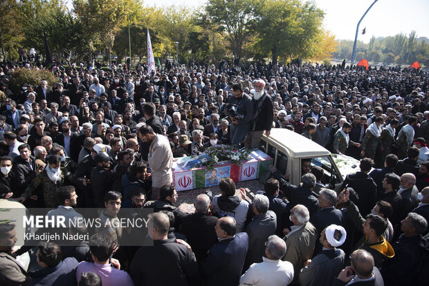 اصفہان میں شہداء کی تشییع جنازہ
