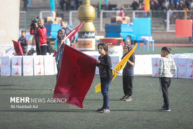 رزمایش بزرگ جهاد گران بسیجی صبح روز یکشنبه ۲۹ آبان ماه ۱۴۰۱ با حضور سردار علی فدوی جانشین فرمانده‌کل سپاه پاسداران انقلاب و سردار حسن حسن‌زاده فرمانده سپاه حضرت محمد رسول الله (ص) تهران بزرگ در مجموعه ورزشی هرندی برگزار شد