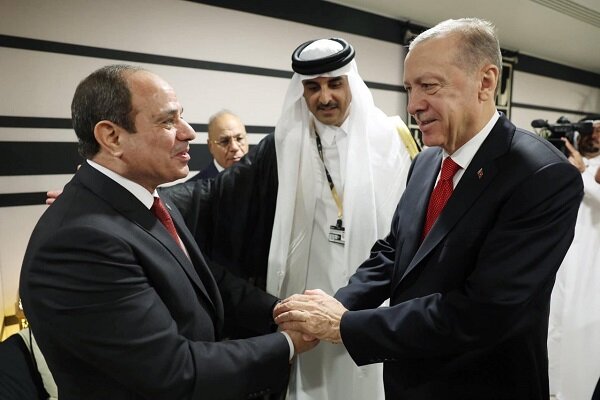 اولین دیدار السیسی و اردوغان در حضور امیر قطر