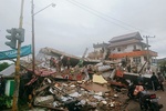 شمار قربانیان زلزله اندونزی به ۳۲۱ نفر افزایش یافت