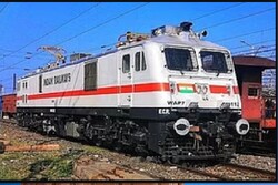 نئی دہلی؛ اڈیشہ میں ٹرین حادثہ، دو افراد جانبحق