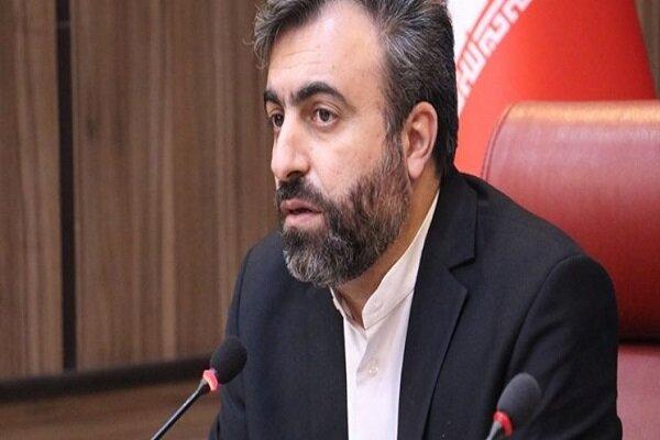 ضرورت نظارت بر نحوه توزیع کتب درسی و پروژه مهر
