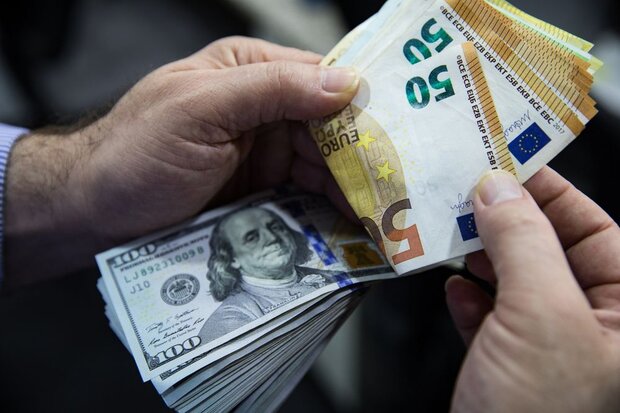 آخرین قیمت دلار و یورو 10 دی 1401/ ریزش سنگین دلار آغاز شد