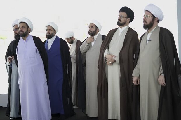 بازدید هیئت امنای بنیاد هدایت از سومین نمایشگاه مسجد جامعه پرداز